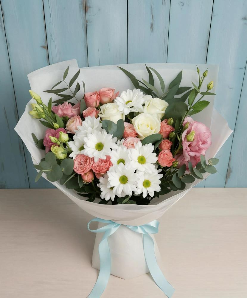 Букет цветов из: Розы, Лизиантусы и Хризантемы в Чемодурово