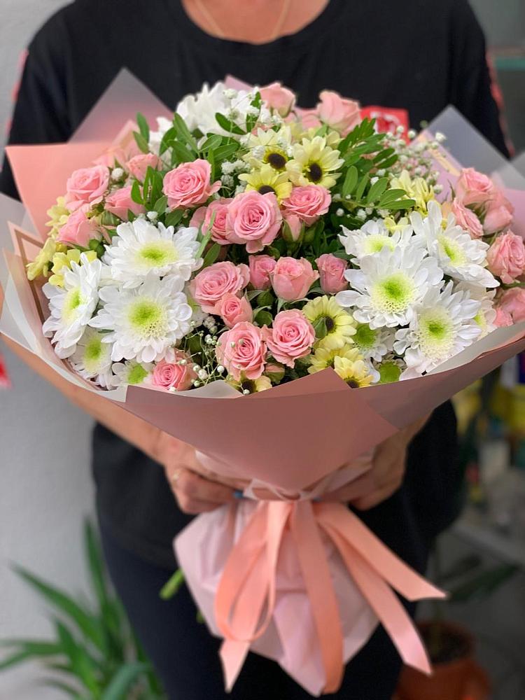 Букет цветов из: Розы и Хризантемы в Чемодурово