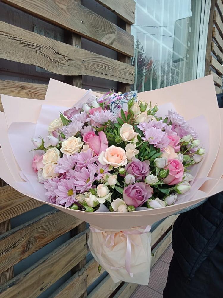 Букет цветов из: Розы и Хризантемы в Чемодурово