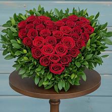 Цветочная композиция из Розы в виде сердца в Чемодурово