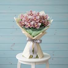 Букет цветов из:  Орхидеи и Розы в Чемодурово