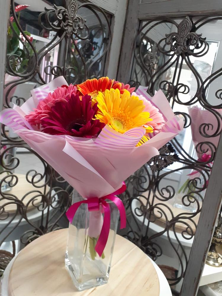 Букет цветов из: Герберы в Чемодурово