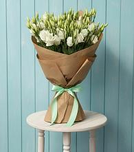 Букет цветов из:  Лизиантусы в Чемодурово