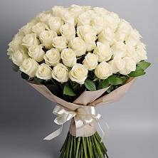 Букет 101 беля роза Белоснежка в Чемодурово