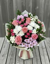 Букет цветов из:  Альстромерии, Гвоздики, Розы и Хризантемы в Чемодурово
