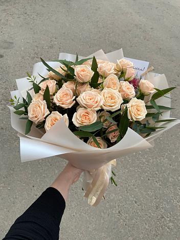 Букет Кремовые розы Латте в Чемодурово
