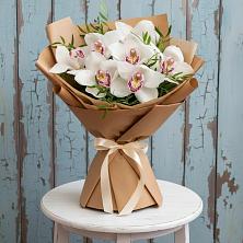 Букет цветов из:  Орхидеи и Розы в Чемодурово