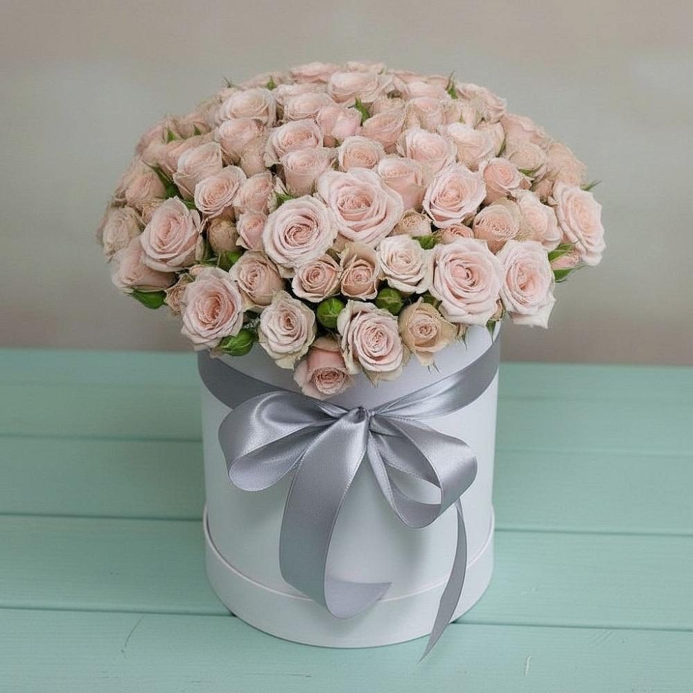 Цветочная композиция из Розы в шляпной коробке в Чемодурово